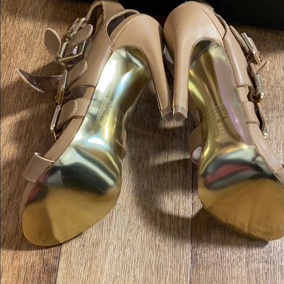 Multi Buckle Heels - Picture 4 of 5